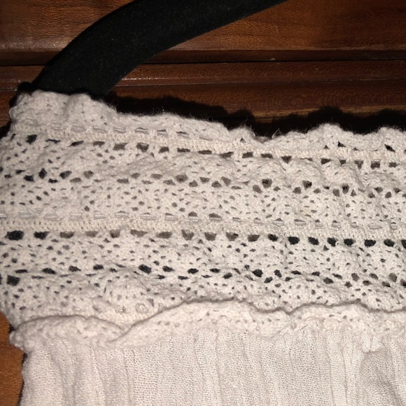 White beach cover up - Picture 3 of 5